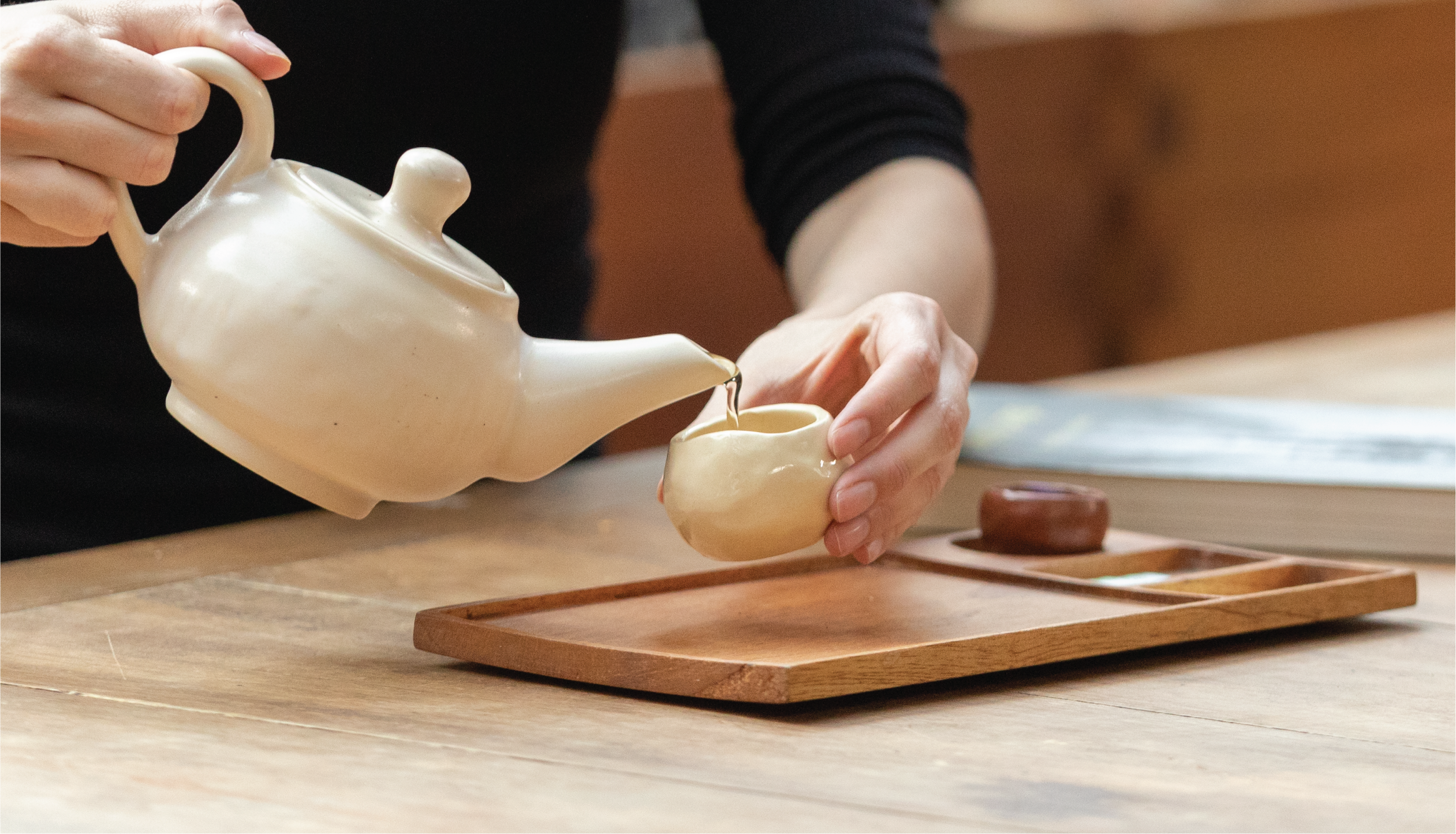 CAFÉ V8-02