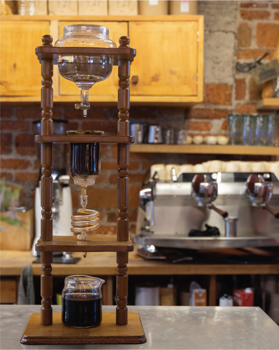 CAFÉ V8-03